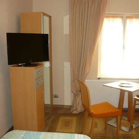 Guest house Mandula Haz *